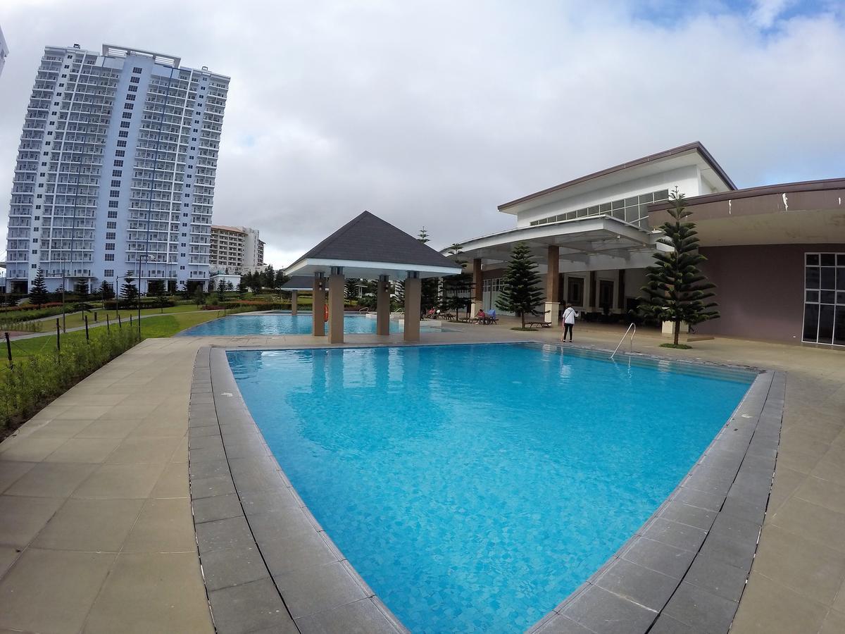 Wind Residence Condo - Tagaytay By Jaderooms Tagaytay City Eksteriør billede